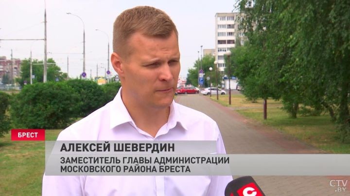 Первый в городе и один из самых больших в стране. Посмотрите, какой мурал почти завершили в Бресте