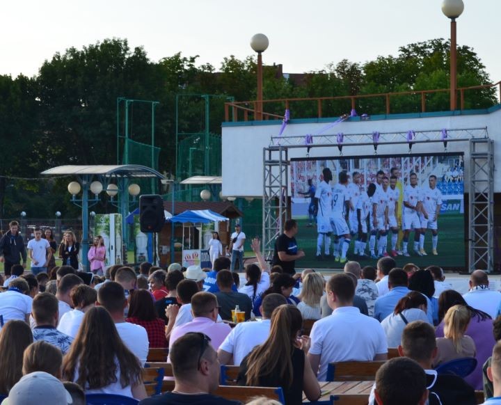 В Бресте состоится футбольная трансляция матча. Где и во сколько?