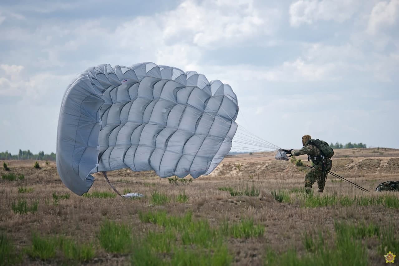 На полигоне под Брестом военнослужащие специальной разведки готовятся к конкурсу «Полярная звезда»