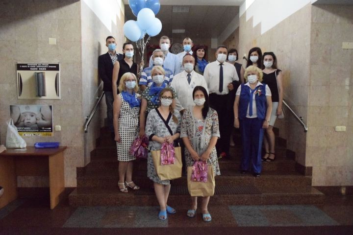 В День освобождения города Бреста в областном роддоме поздравили новорожденных