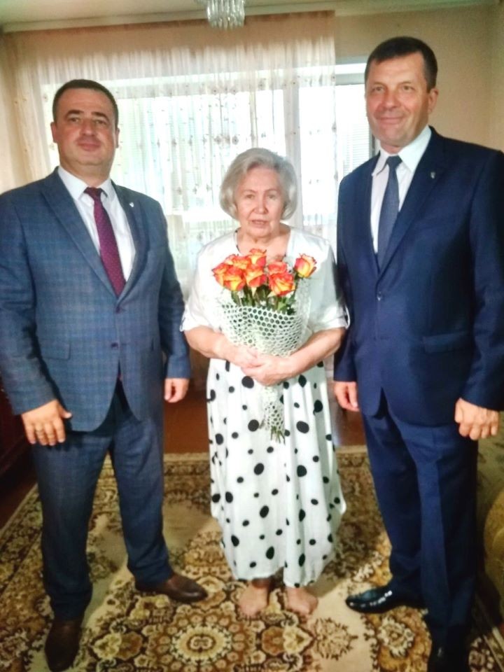 В Бресте поздравили жительницу, родившуюся в 1944 году, в день освобождения города