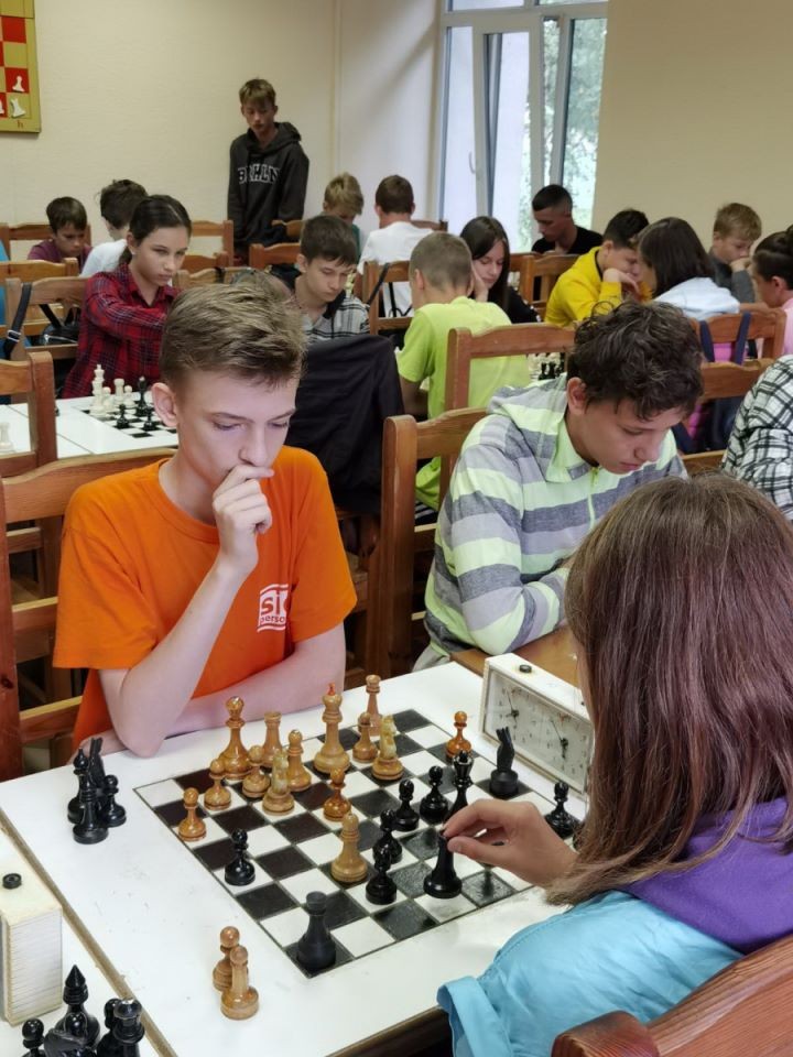 Среди несовершеннолетних Ленинского района города Бреста прошли соревнования по шахматам