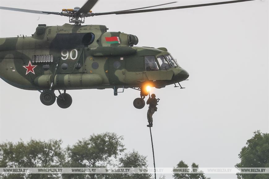 День десантников и сил специальных операций отпраздновали в Бресте