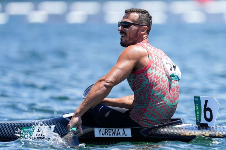 Брестский байдарочник Олег Юреня