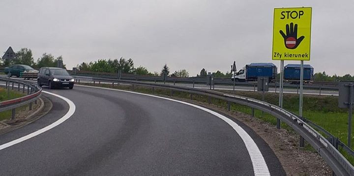 В Польше появился новый дорожный знак, позаимствованный из Западной Европы. Что он означает?