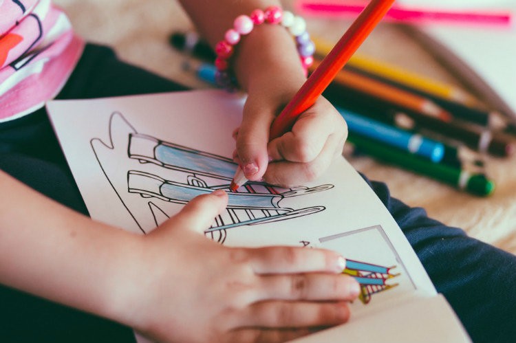 Леворукие дети. Стоит ли переучивать?