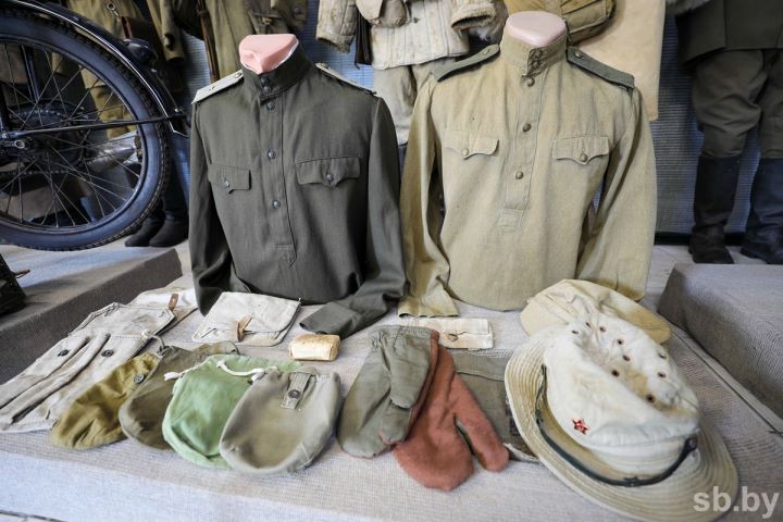 Музей уникального обмундирования и военной техники открылся в Бресте