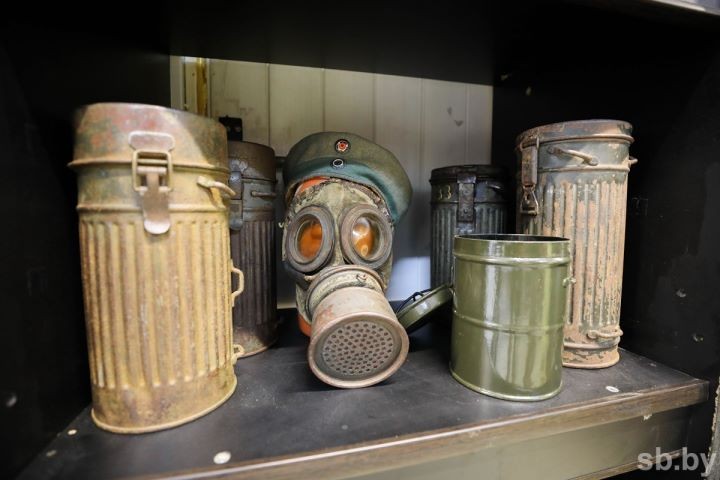 Музей уникального обмундирования и военной техники открылся в Бресте