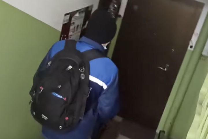 «Пошумели пару минут пылесосом и выставили счет». Как спустить 175 рублей в трубу. Вентиляционную