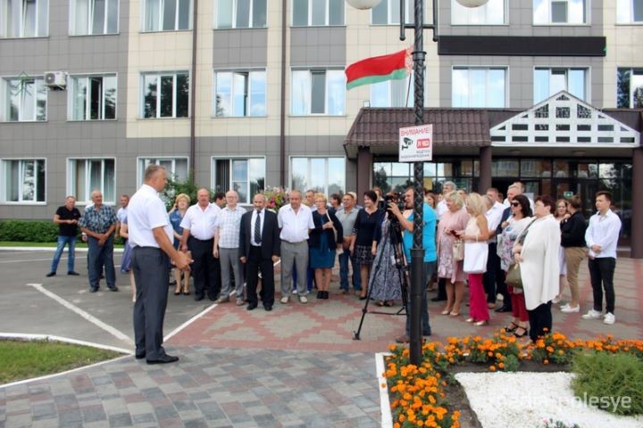 В Пинске торжественно открыли новый фонтан