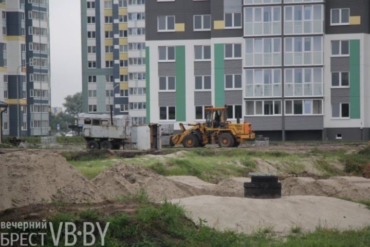 Первая «ласточка» на Лейтенанта Рябцева, амбициозный «Белый город» и емкий по инвестициям медцентр