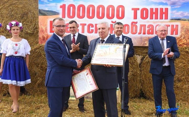 Хлеборобы Брестской области преодолели рубеж в 1 миллион тонн зерна