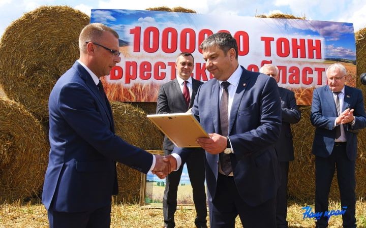 Хлеборобы Брестской области преодолели рубеж в 1 миллион тонн зерна