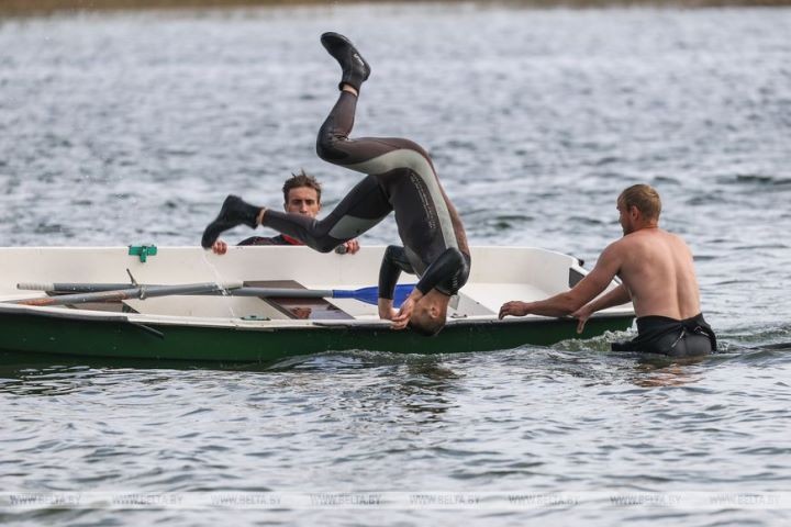 Соревнования водолазов проходят в Ивановском районе