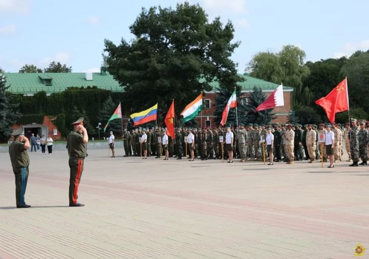 В Брестской крепости дан старт трем международным конкурсам АрМИ-2021 - «Снайперский рубеж», «Полярная звезда» и «Уверенный прием»