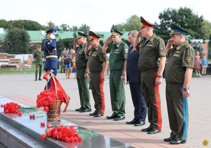 В Брестской крепости дан старт трем международным конкурсам АрМИ-2021 - «Снайперский рубеж», «Полярная звезда» и «Уверенный прием»
