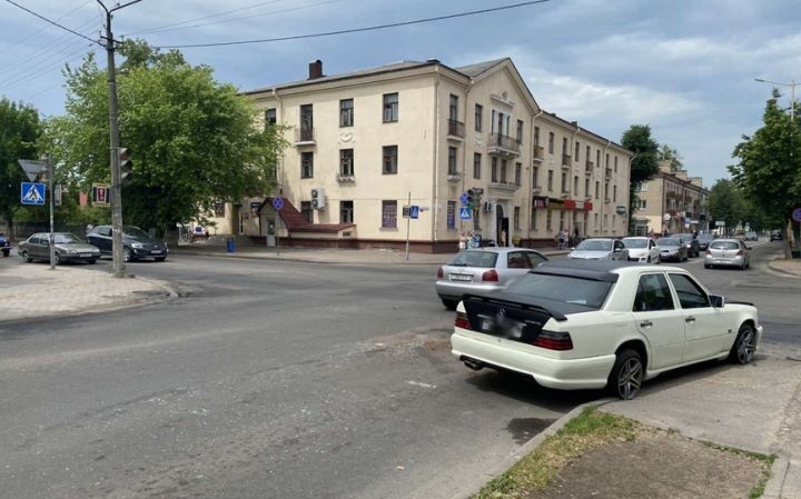 «Скорая» спровоцировала аварию в центре Барановичей