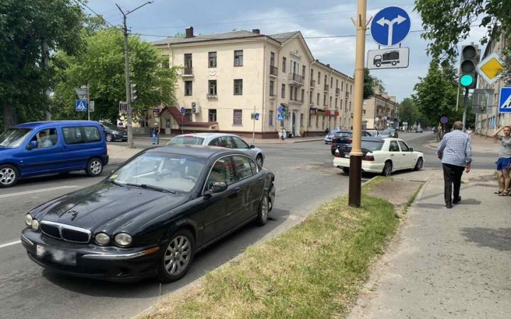 «Скорая» спровоцировала аварию в центре Барановичей