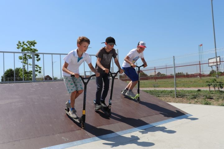 Новая скейт-площадка пользуется популярностью у жителей Ивацевичей