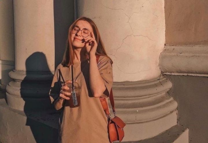 «Раньше рисовала на кофе, теперь рисую сайты». Как 19-летняя пинчанка «ворвалась» в мир веб-дизайна