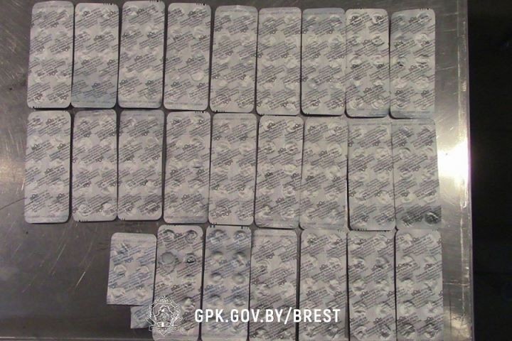 Брестские пограничники предотвратили ввоз наркотических веществ в Беларусь