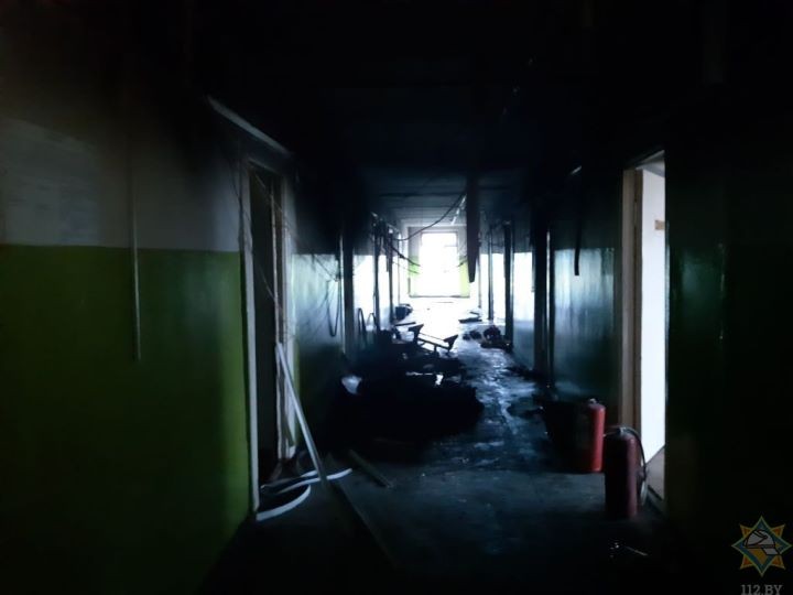 Зарядное устройство телефона могло стать причиной пожара в общежитии в Бресте