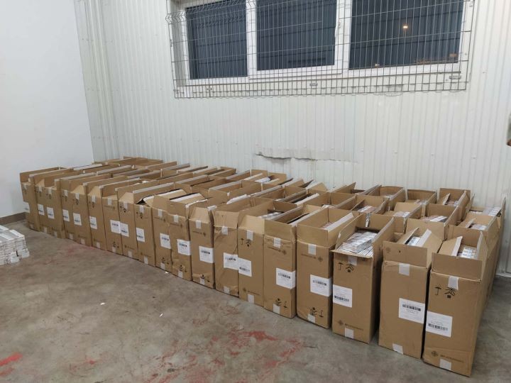 Белорусские сигареты нашли в поезде с удобрениями в Литве