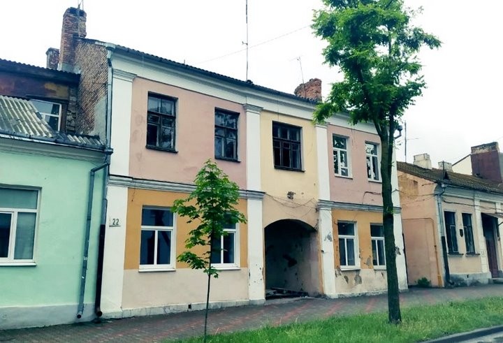Дом с аркой в Бресте. Будет ли новая жизнь у наследия Сарвера?