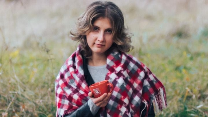 Белоруска вырастила дома 6 видов зелени и перцы. Посчитали, во сколько обошелся «огород» на подоконнике