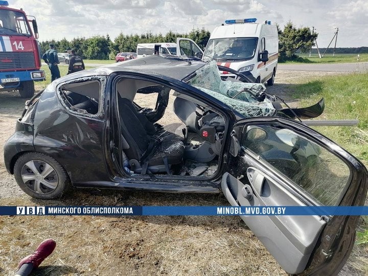 Оторвавшийся от тягача полуприцеп врезался в Citroen в Беларуси – водитель легковушки погиб