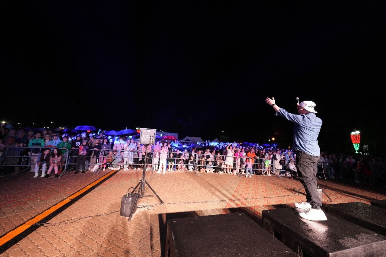 Праздничным концертом и красочным фейерверком завершился фестиваль «Вытокi» в Столине (Брестская область)