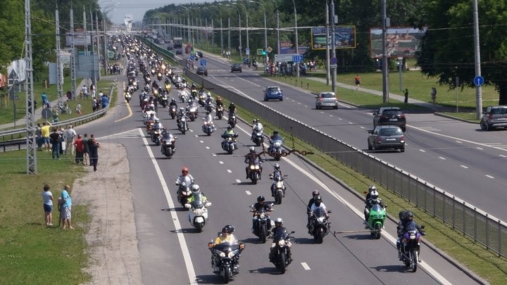За что не любят байкеров и что с этим делать? Поговорили с одним из лидеров мотоциклетного движения