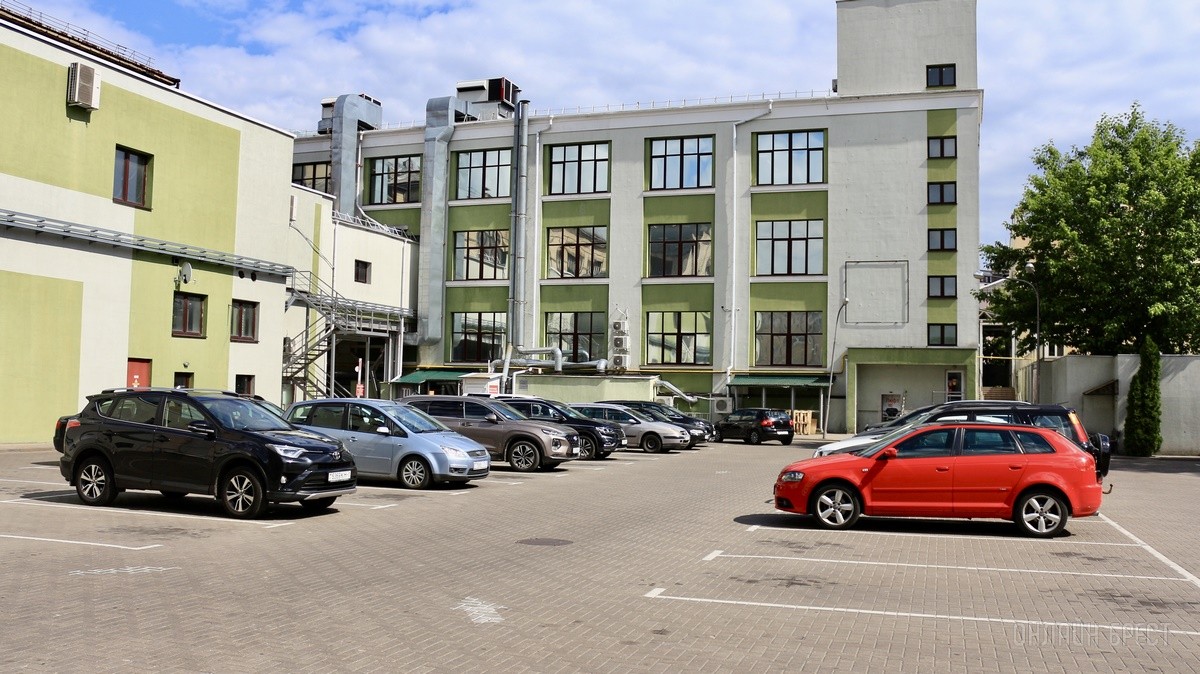 Аренда помещений в центре Бреста под магазины, шоурумы, кафе, бары, рестораны и офисы с возможностью полной перепланировки