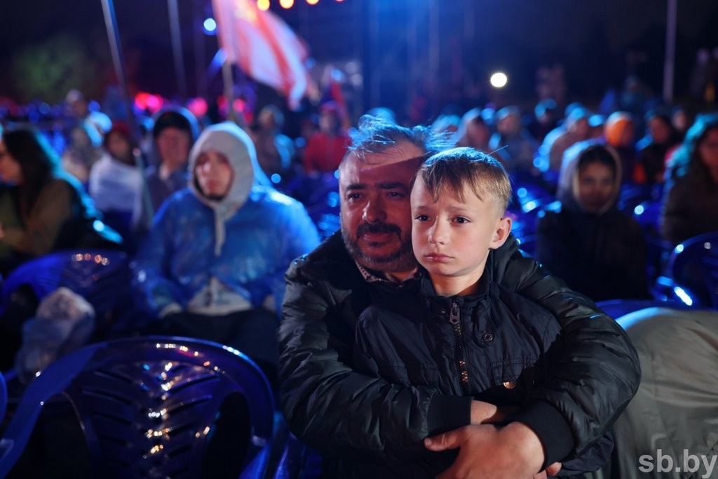 Здесь началась война. В Брестской крепости почтили память героев ВОВ