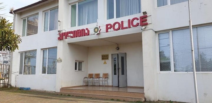 Худший отпуск: белорусов поселили не в тот дом и обокрали