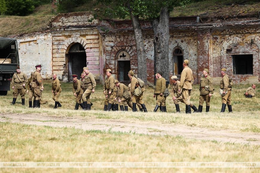 Репетиция реконструкции начала войны проходит в Брестской крепости