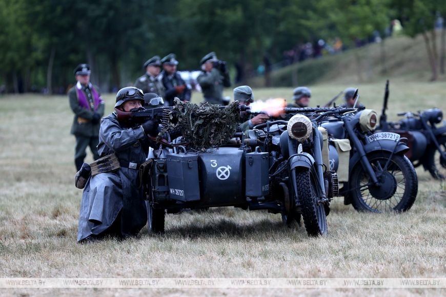 Белорусские и зарубежные реконструкторы воссоздали ключевые эпизоды обороны Брестской крепости. Фоторепортаж