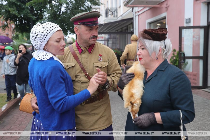 Реконструкция «Мирный вечер на Советской». Смотрите фоторепортаж.