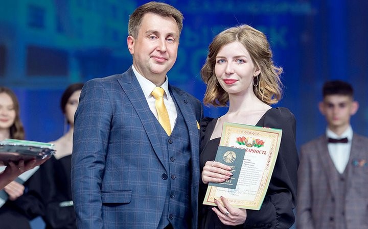 Рискнула и не прогадала: еще одна барановичская выпускница сдала ЦТ на 100 баллов