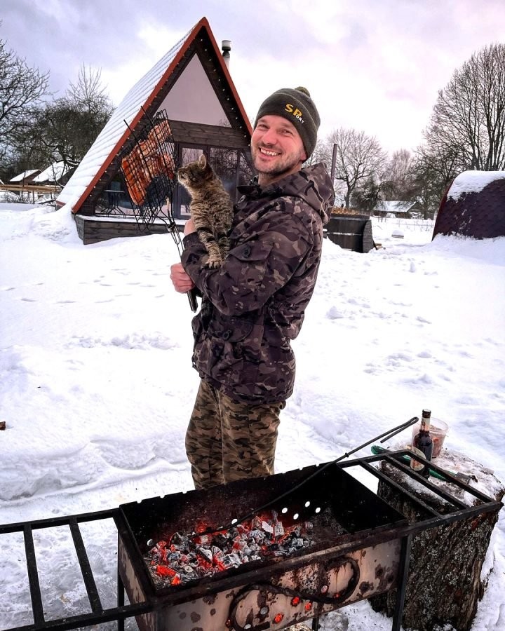 «Первым был вопрос: на что мы будем жить?» Как молодая семья с детьми обустроила себе жизнь в деревне