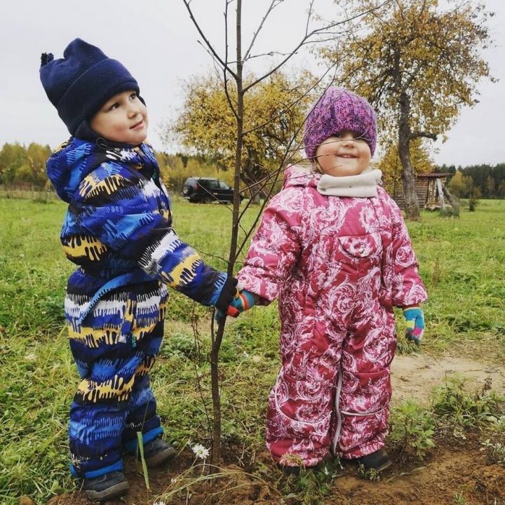 «Первым был вопрос: на что мы будем жить?» Как молодая семья с детьми обустроила себе жизнь в деревне
