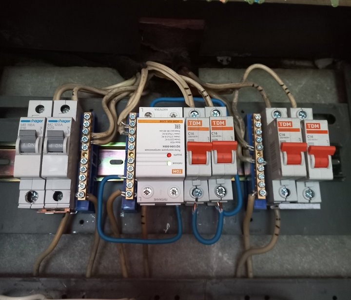 И вот это стоит 298 рублей! К 87-летней пенсионерке пришли «ходоки»