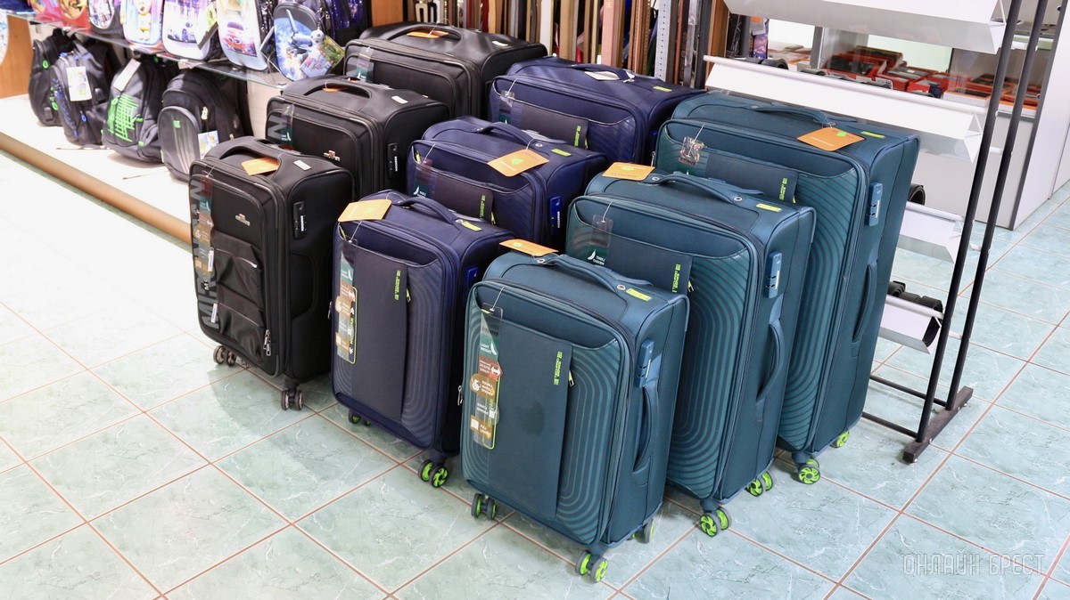 Как выбрать идеальный чемодан для путешествий на море? Полезный гайд по основным характеристикам от магазина «BAGаж» в Бресте