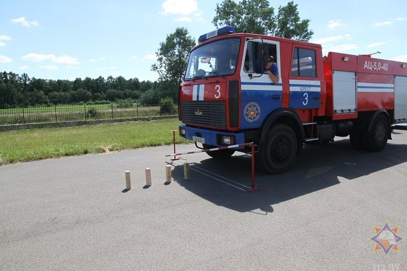 Определены победители областного конкурса «Лучший водитель подразделений Брестского областного управления МЧС Республики Беларусь»