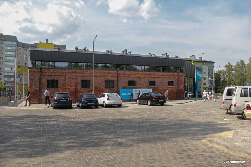 Как сохранить историческое здание, но сделать его современным? Смотрим на примере Бреста