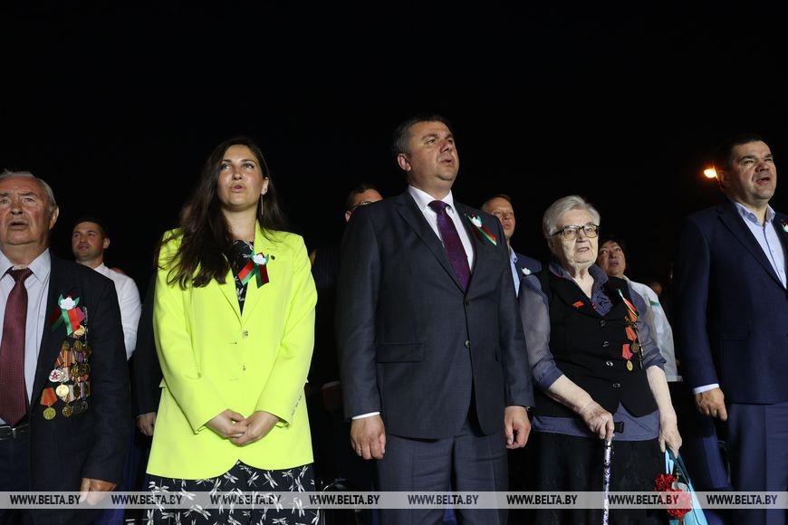 Праздничный салют в Брестской крепости