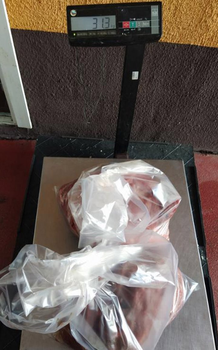 Ворованная колбаса в служебном авто. В Брестской области за хищение задержали водителя одного из предприятий