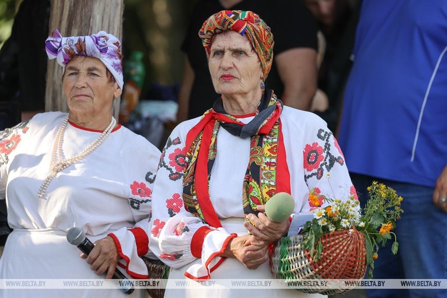 Праздник Ивана Купалы собрал в Беловежской пуще сотни гостей