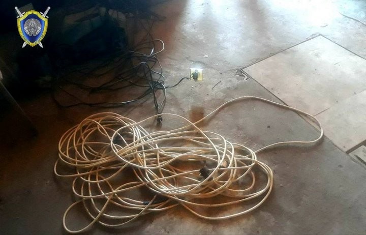 В Беларуси пенсионера ударило током от самодельного удлинителя, он погиб