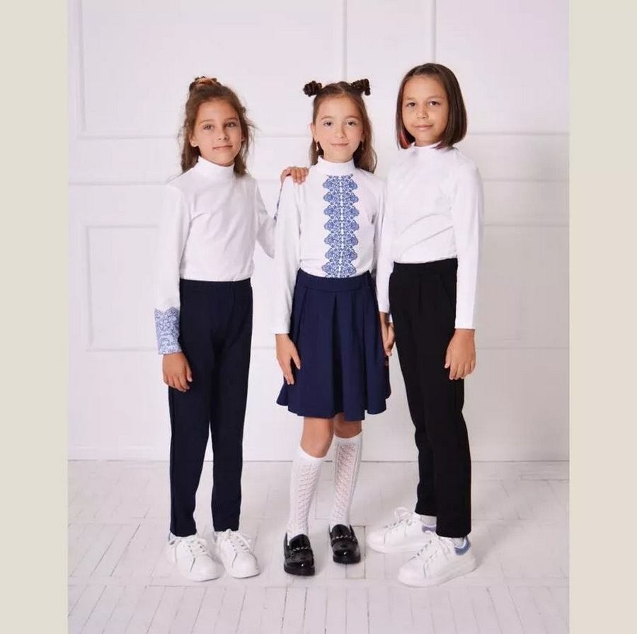 «Беллегпром» показал, как будет выглядеть школьная форма в 2022 году. И вот сколько будет стоить
